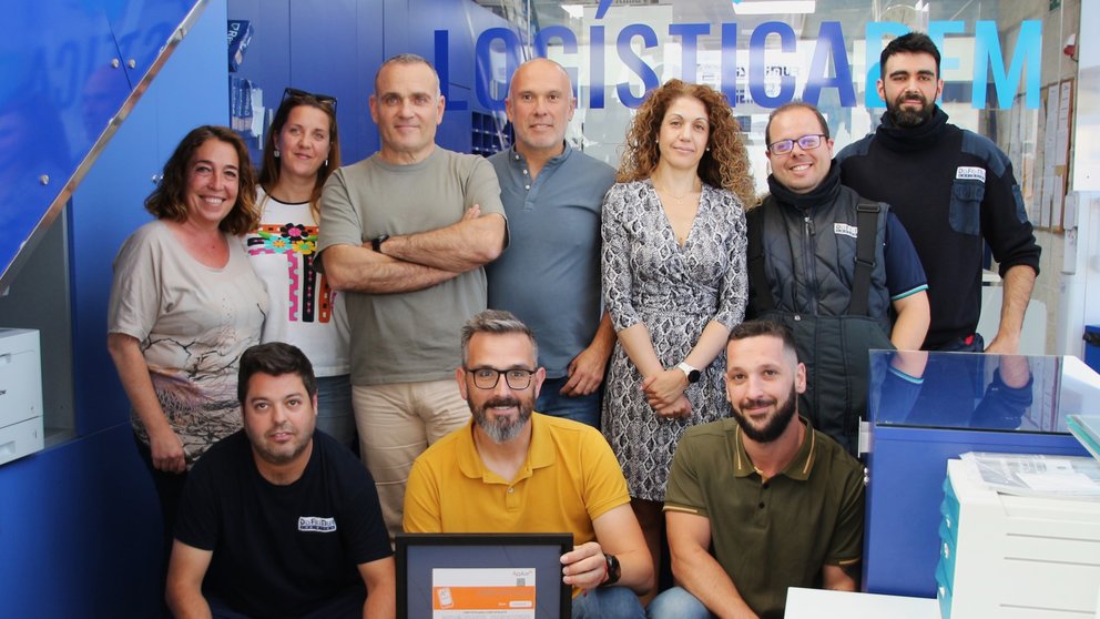 Equipo de DFM Logística con la certificación IFS Logística.