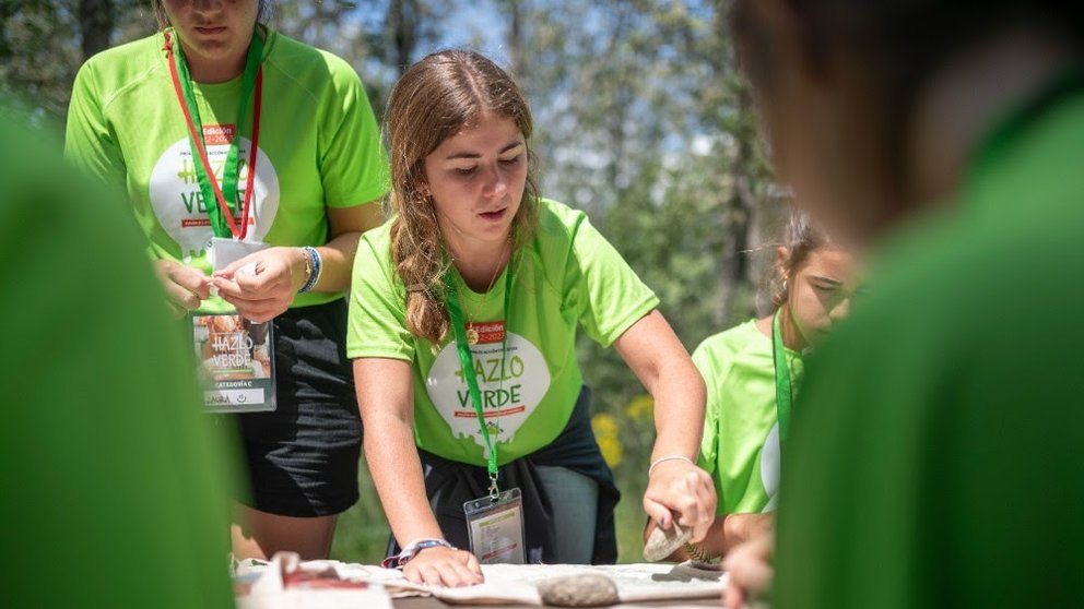 Alumnos en el concurso Hazlo Verde de Leroy Merlin.