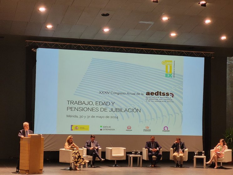 Congreso Anual de la Asociación Española de Derecho del Trabajo y de la Seguridad Social (AEDTSS).