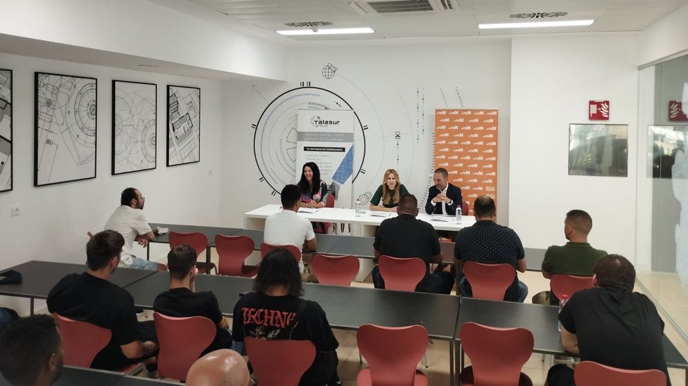 Clausura y entrega de certificaciones del curso 'Proyectos de Instalación y Amueblamiento' de Talasur y el Cetem financiado por el SEF.