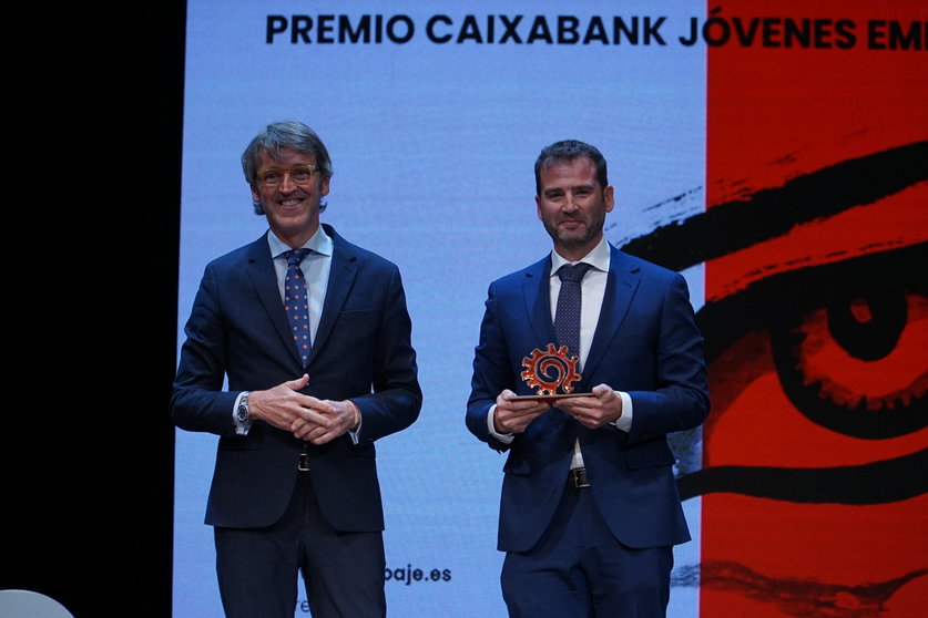 Premio Jóvenes Empresarios 2023, el galardón ha sido para Raúl Fernández, CEO de Zambú Higiene.
