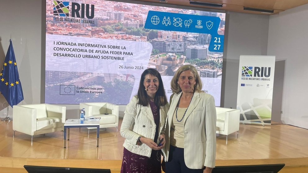 La concejal de Promoción Económica del ayuntamiento de Murcia, Mercedes Bernabé, ha participado en la Primera Jornada informativa sobre Desarrollo Urbano Sostenible del FEDER 2021-27.