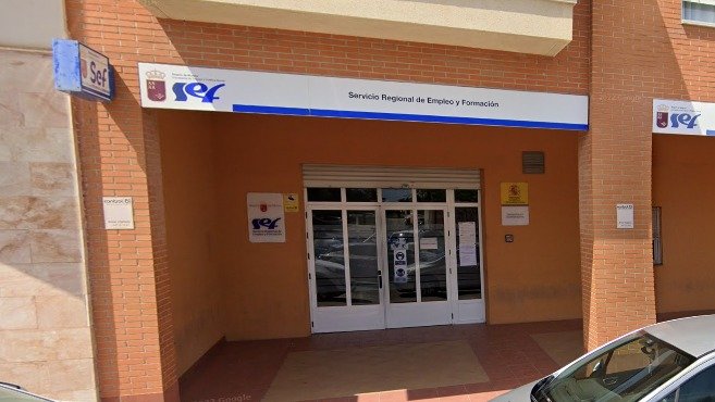 Oficina del SEF en Alcantarilla. (Archivo)