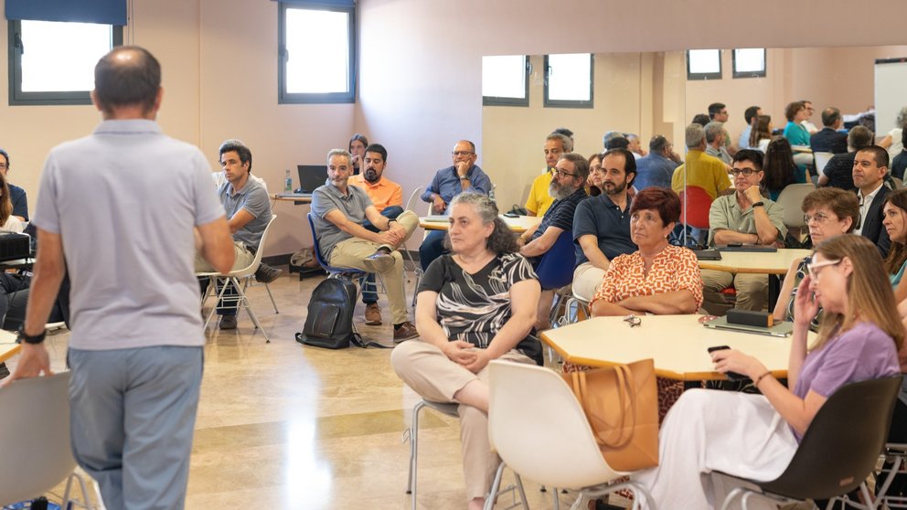 Responsables de facultades y servicios de la UMU en el taller sobre Estrategia Digital.