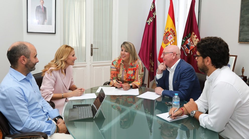 Imagen de la reunión mantenida en el ayuntamiento de Cartagena.