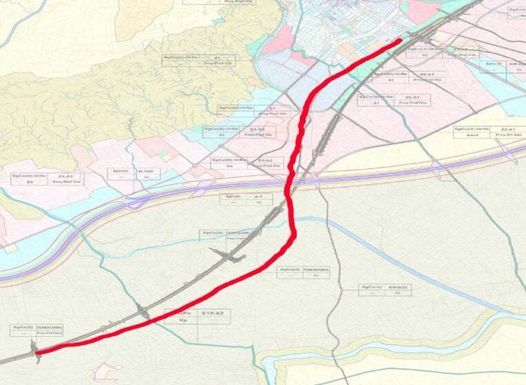 Superficie de suelo que ocupaba el antiguo trazado del ferrocarril a su paso por Totana.