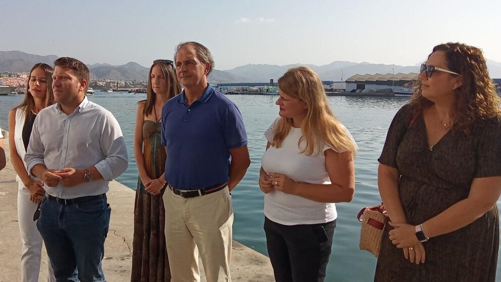 El director general de Producción Agraria, Ganadera y Pesquera, Juan Pedro Vera, en una visita este viernes a la Cofradía de Pescadores de Mazarrón.