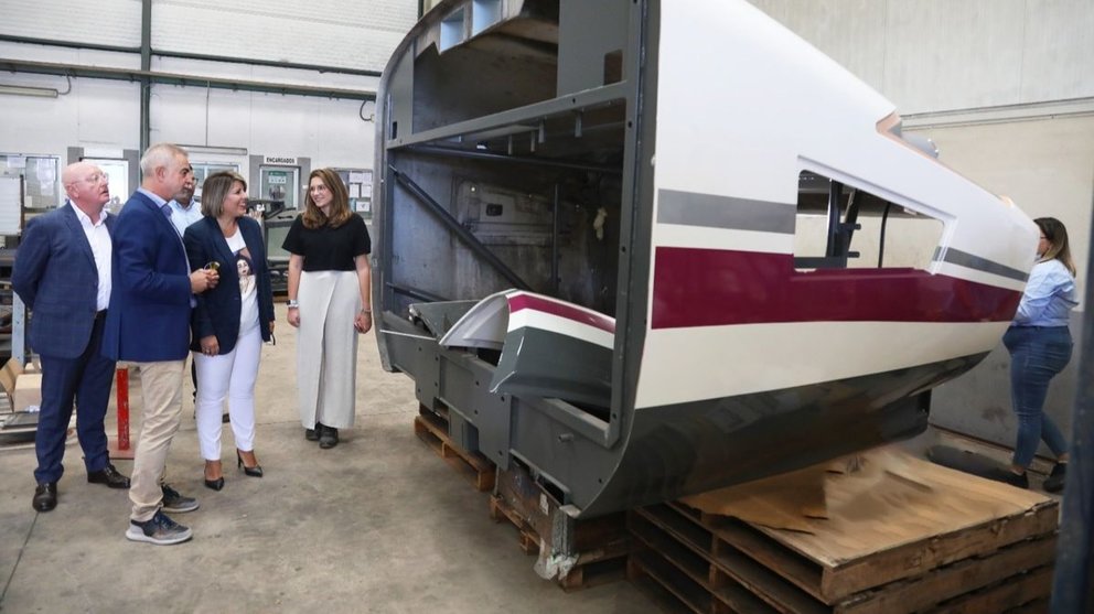 Visita de la alcaldesa, Noelia Arroyo, a la empresa Herjimar en el Polígono de Los Camachos.