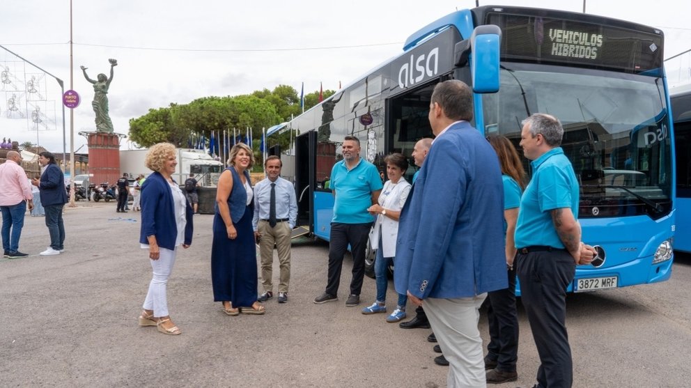 Presentación de los nuevos autobuses híbridos de transporte urbano de Cartagena.