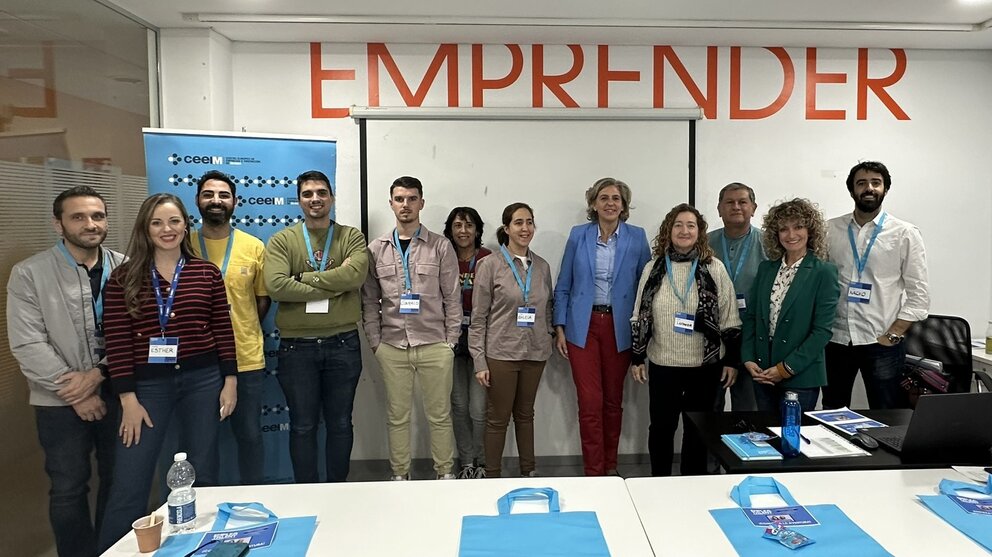 Imagen de archivo de un grupo de participantes del programa  ‘EmpleaTALENT Murcia’.