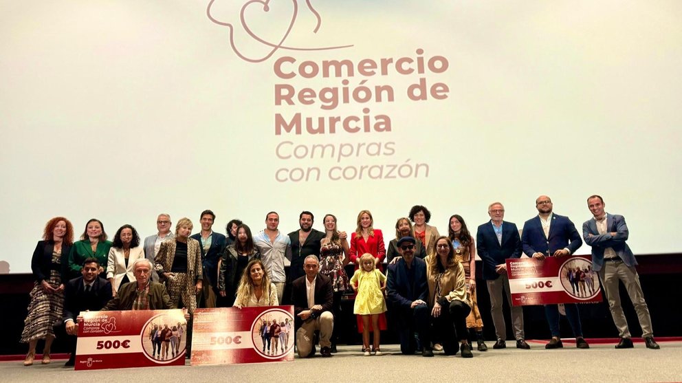 La consejera de Empresa, Marisa López Aragón, en el acto de presentación de la nueva imagen y la campaña de promoción del comercio local de la Región de Murcia.