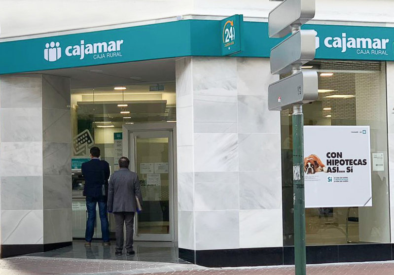 Oficina de Cajamar en Motril