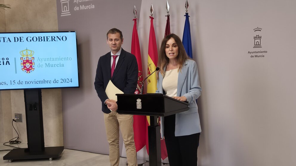 Rebeca Pérez, vicealcaldesa de Murcia, durante la Junta de Gobierno. (Ayuntamiento de Murcia)