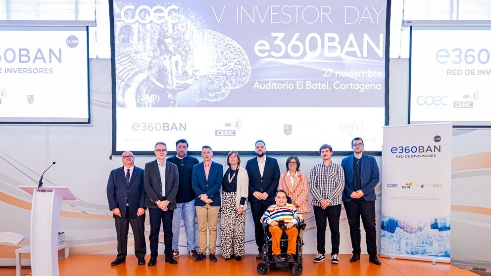 Imagen de familia durante la celebración del V Investor Day. (COEC/Abel F. Ros)