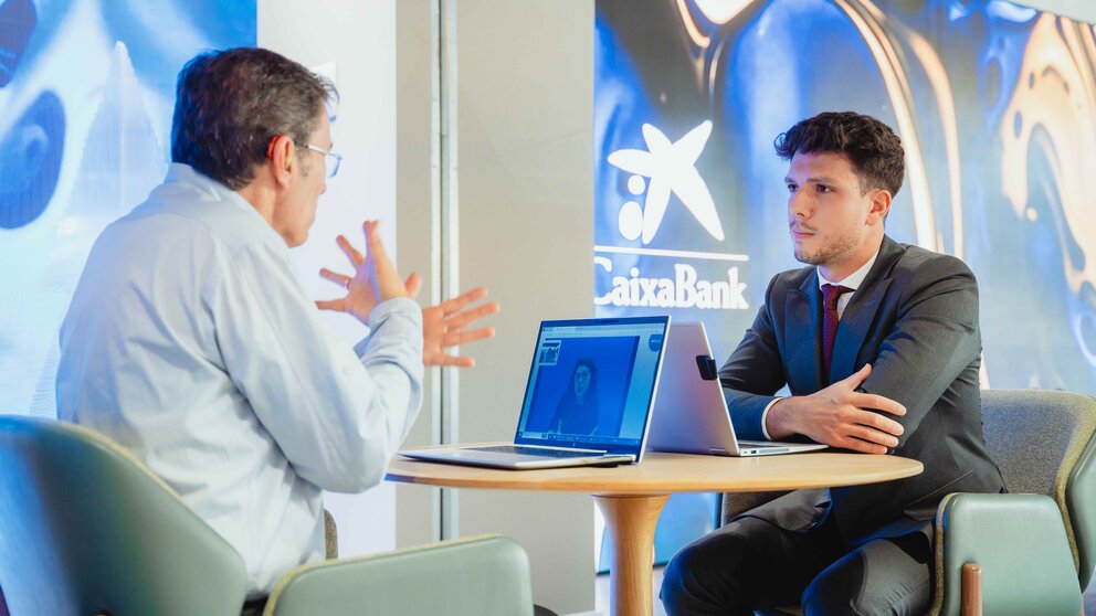 Foto del servicio SVisual de CaixaBank. (CaixaBank)