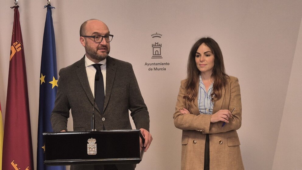 El concejal de Movilidad del consistorio murciano, José Francisco Muñoz, en la rueda de prensa posterior a la Junta de Gobierno. (Ayuntamiento de Murcia)