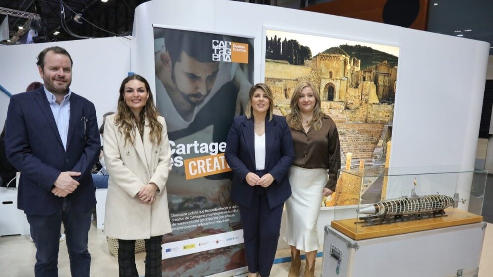 Imagen durante la reunión en Fitur. (Ayuntamiento de Cartagena)