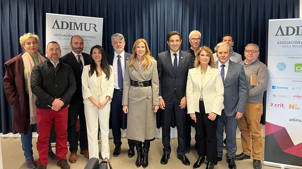 Presentación del X Observatorio de la Asociación de Directivos de la Región de Murcia (Adimur). (CARM)