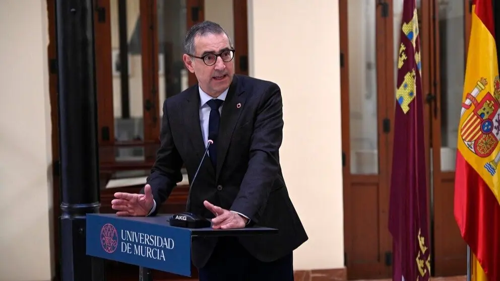 José Luján, rector de la Universidad de Murcia. (Universidad de Murcia)