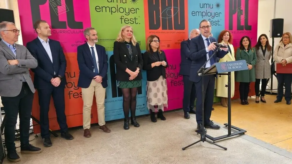 Intervención del rector de la Universidad de Murcia, José Luján, en la III edición del UMU Employer Fest 2025. (Ayuntamiento de Murcia)